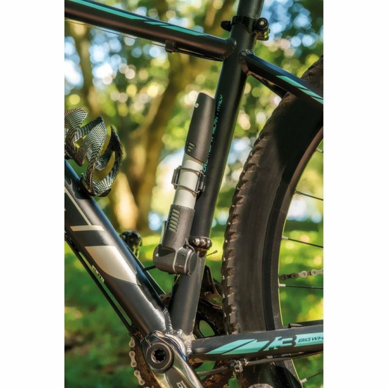 Bomba-de-Ar-Portatil-para-Bicicleta-Tramontina