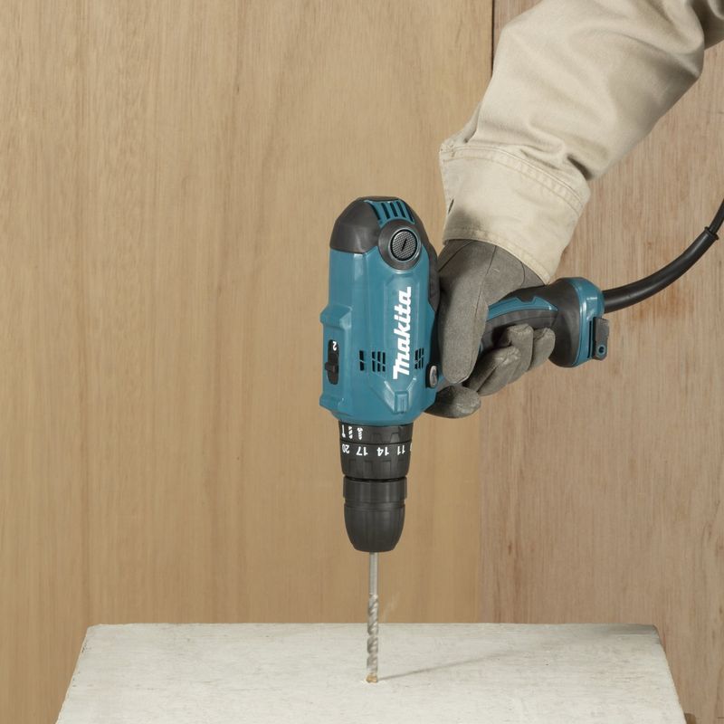 Parafusadeira-Impacto-Hp0300-Makita